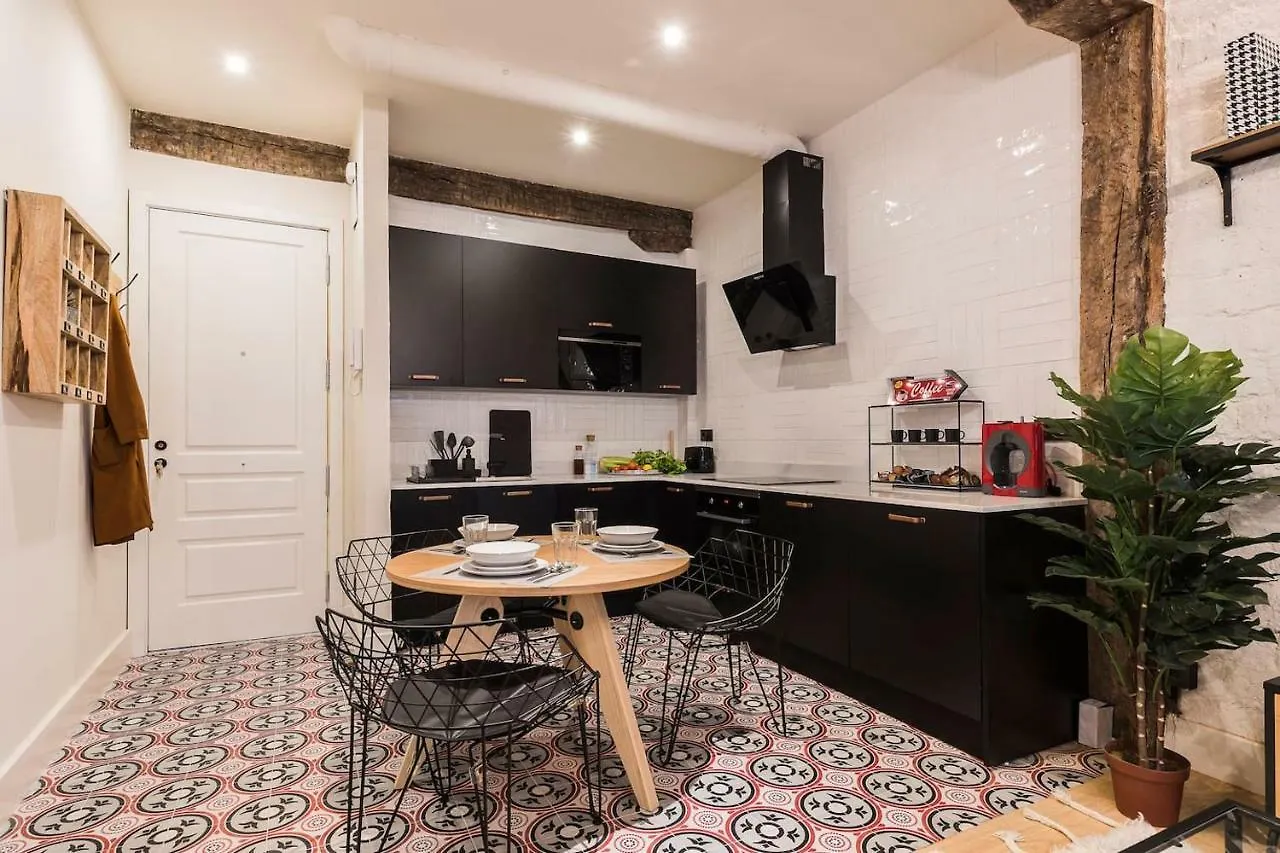 Renovado y elegante apartamento céntrico by S@H! Bilbao