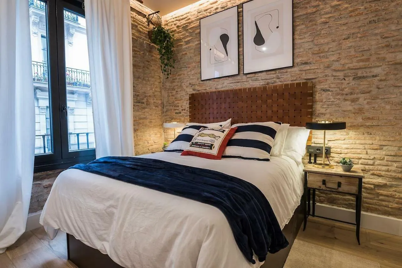 Renovado y elegante apartamento céntrico by S@H! Bilbao